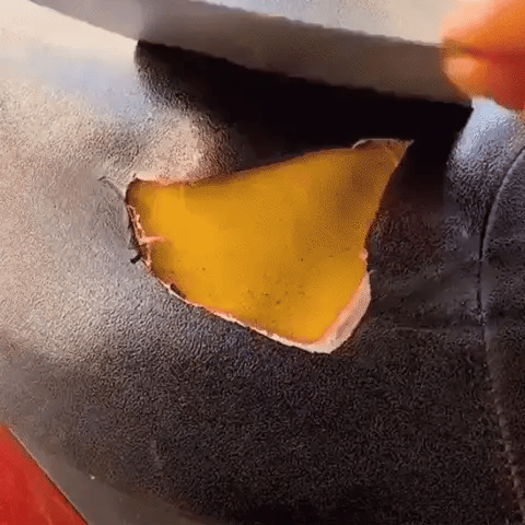 REPARADOR DE CUERO AUTOADHESIVO (ROLLO 137x50cm)